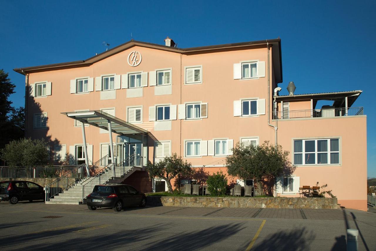 Hotel Kozana Dobrovo Exterior foto