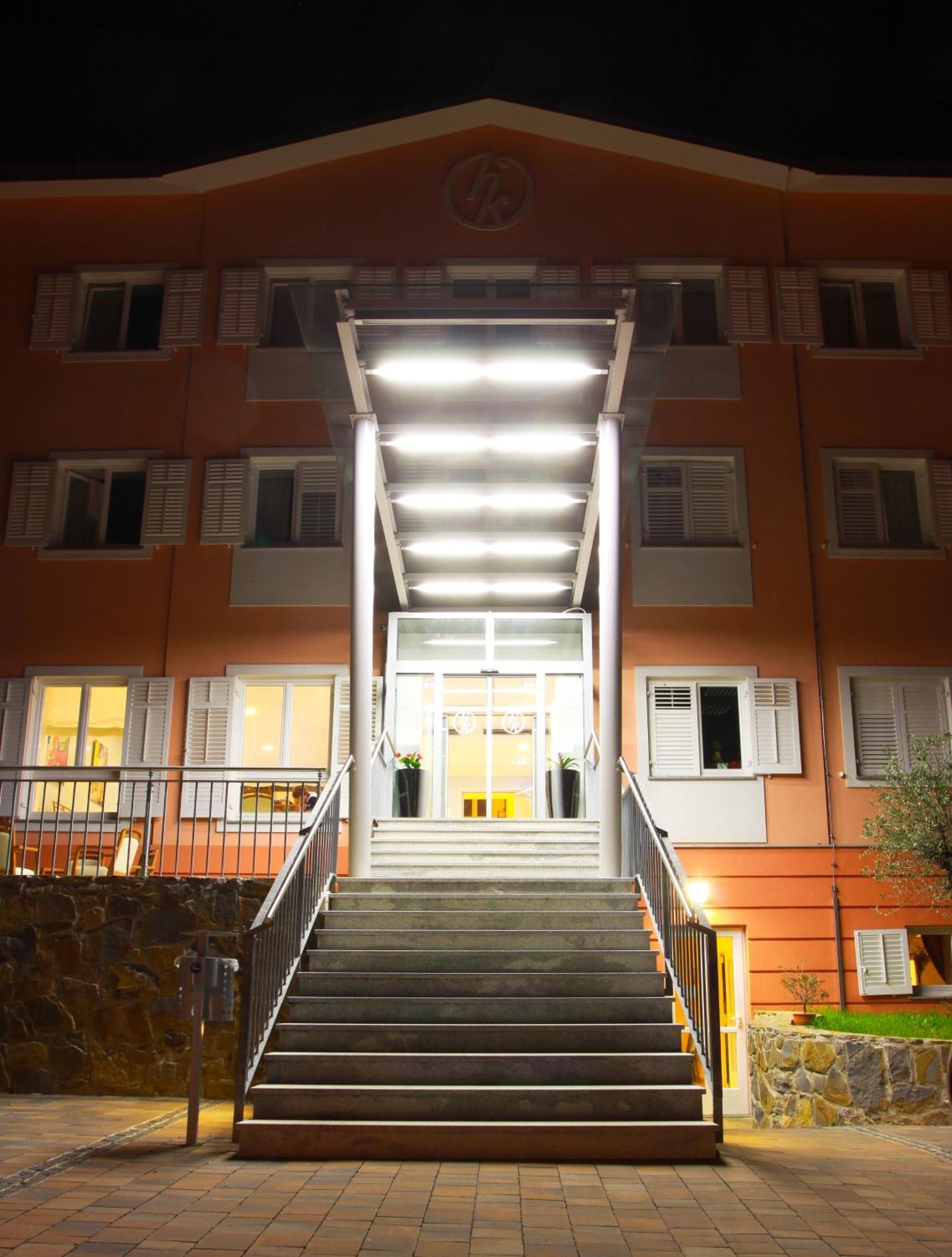 Hotel Kozana Dobrovo Exterior foto